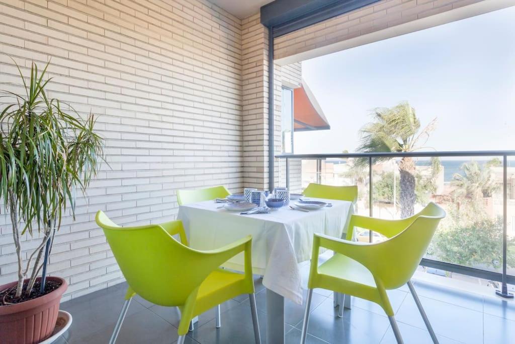 Confortable Beach Appartment With Views To The Sea Puçol Esterno foto