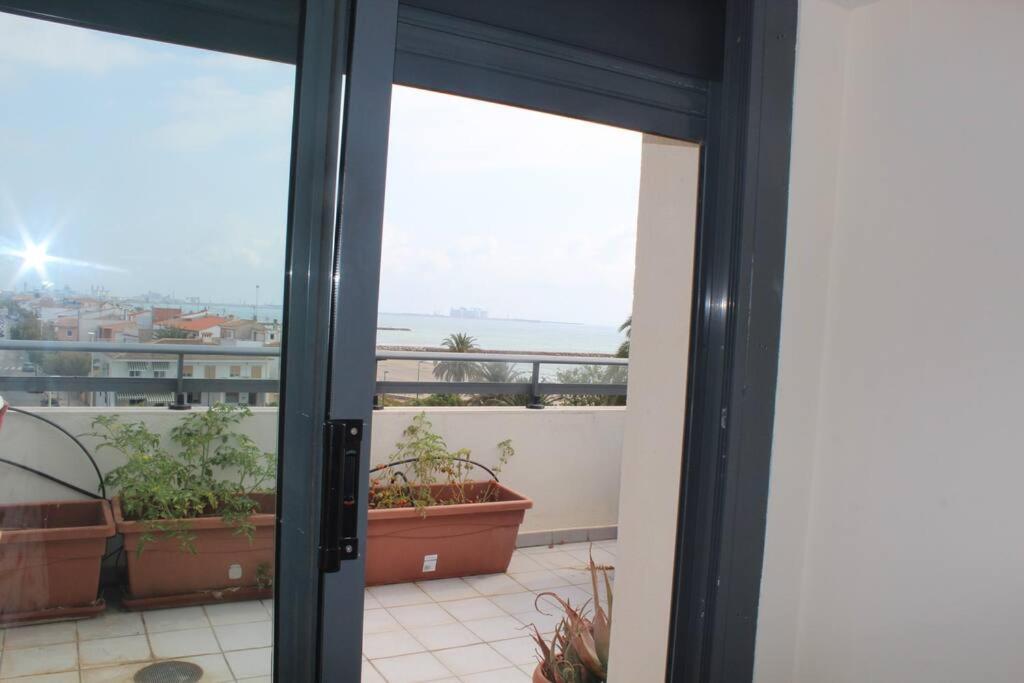 Confortable Beach Appartment With Views To The Sea Puçol Esterno foto
